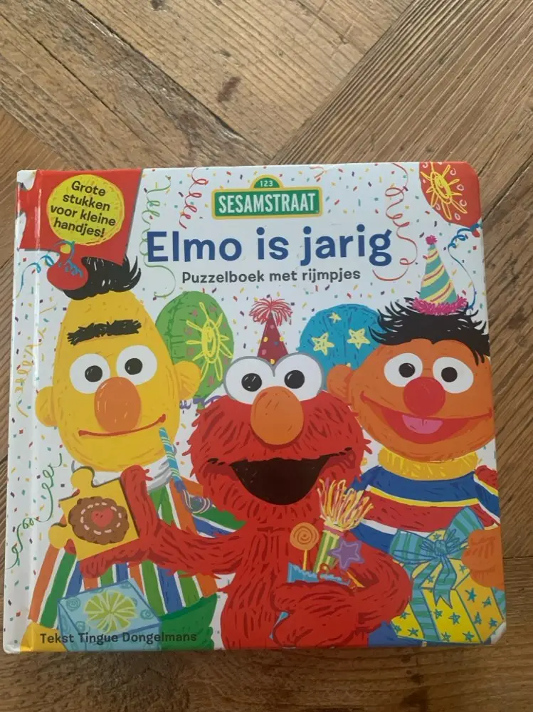 Elmo is jarig palapelikirja