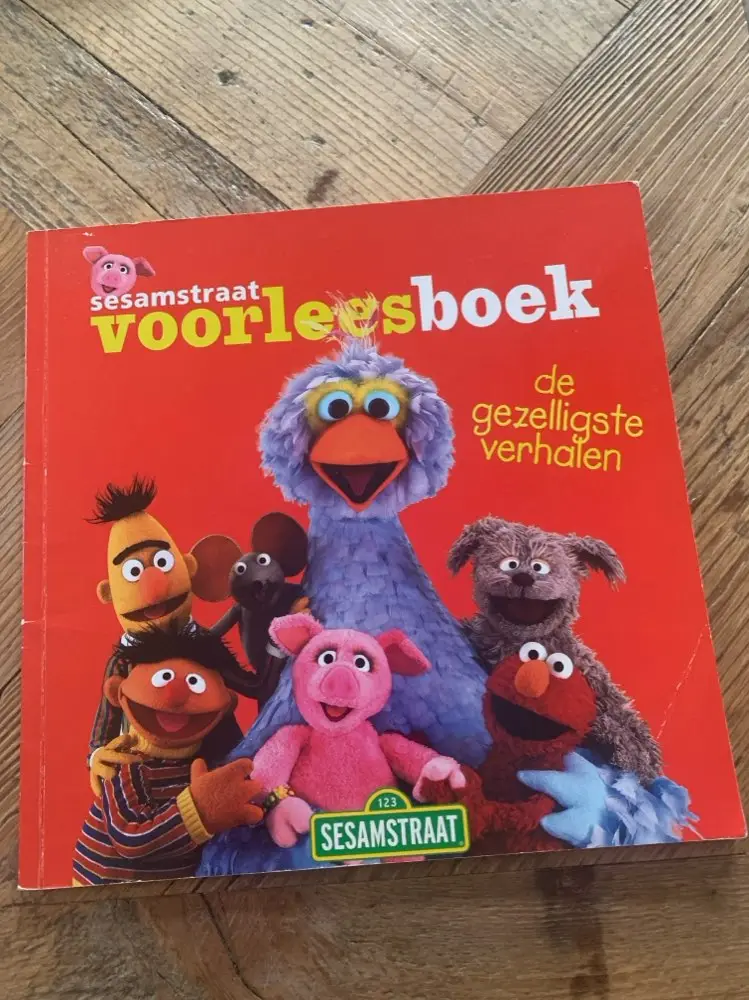 Sesamstraat voorleesboek