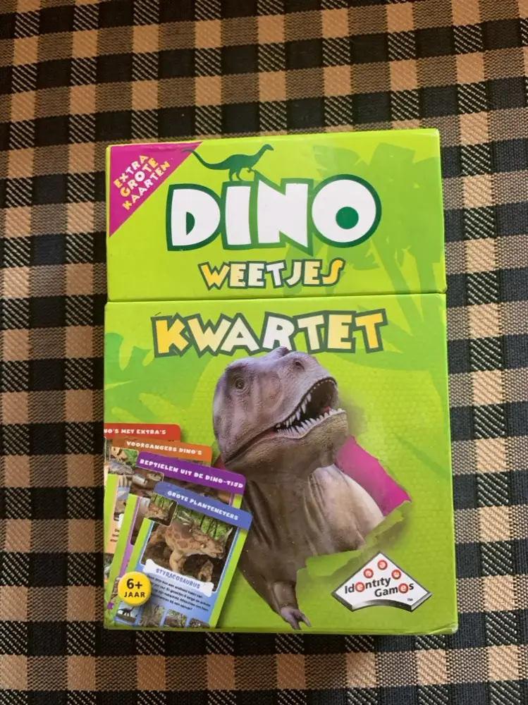 Dino tietokortit