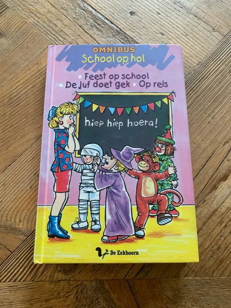 School op hol