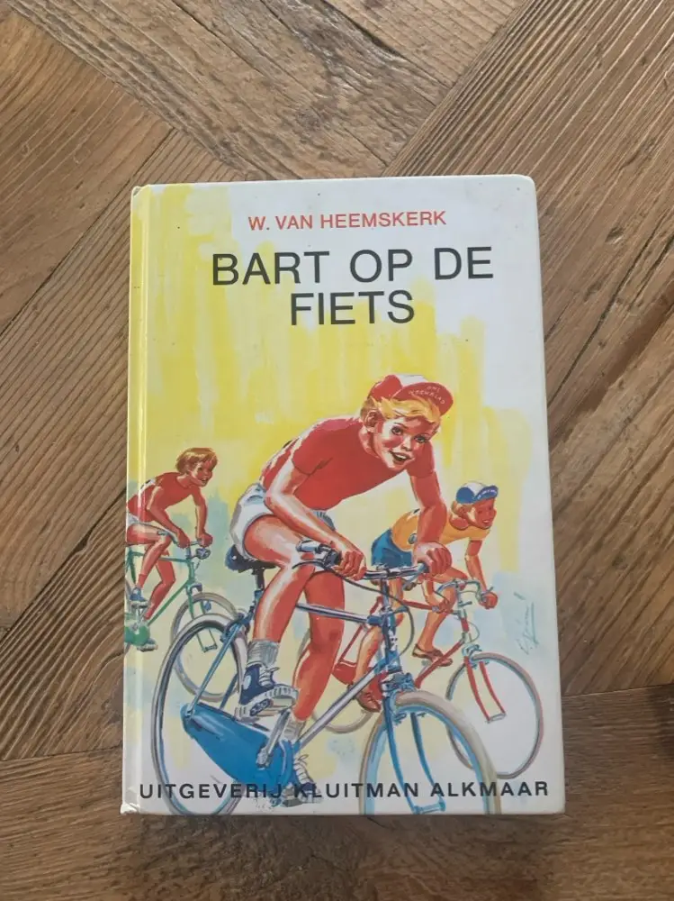 Bart op de fiets